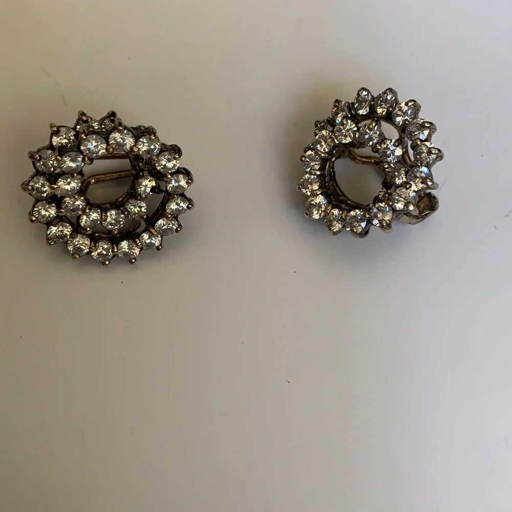 Vintage silver and Crystal beautiful earings